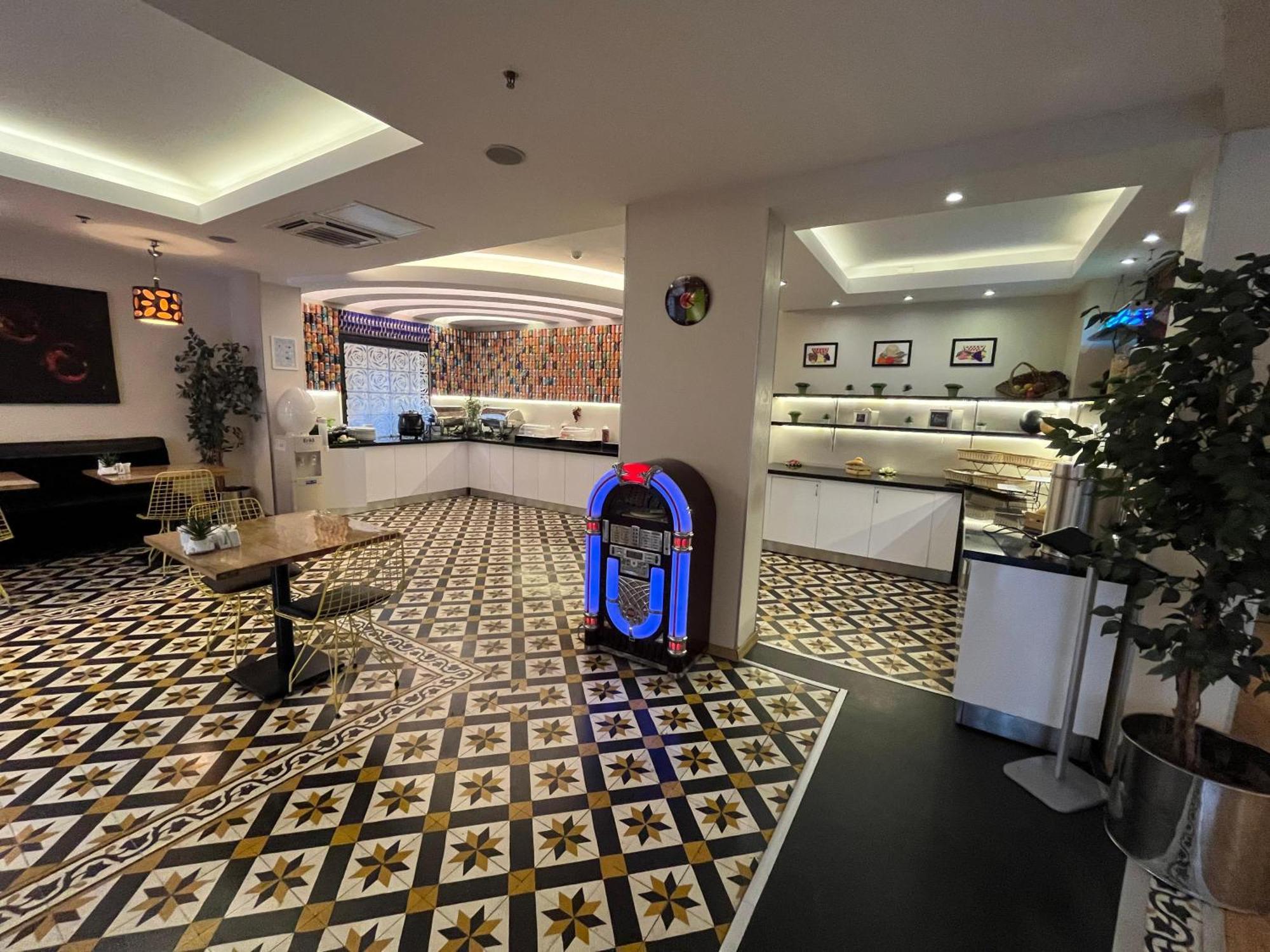 Tempo Hotel Caglayan Estambul Exterior foto