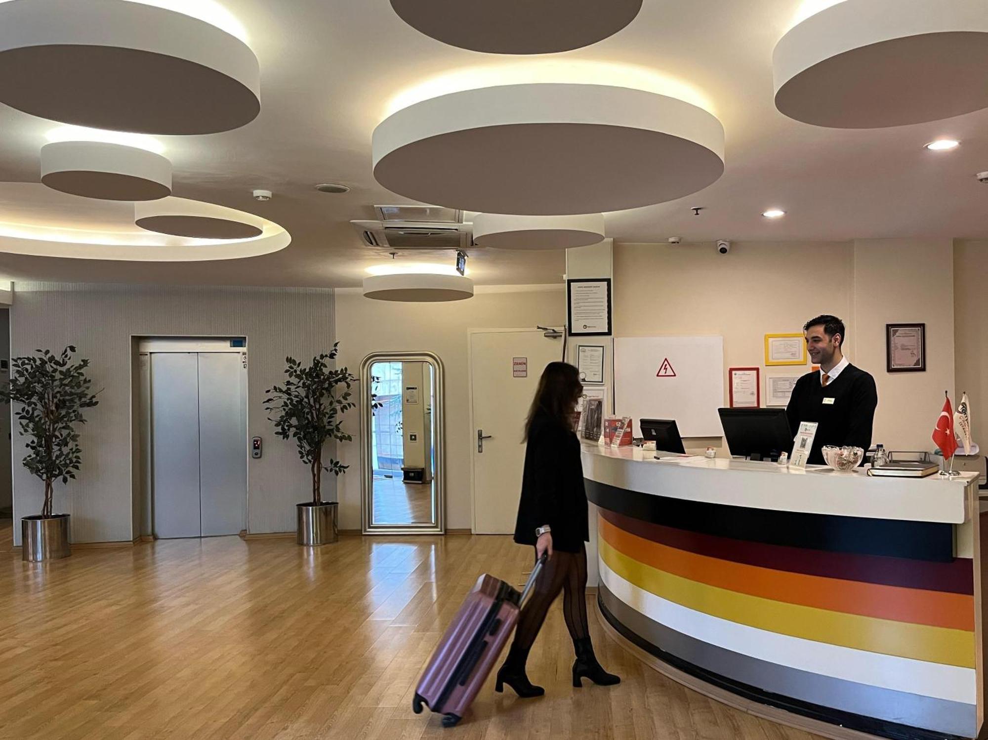 Tempo Hotel Caglayan Estambul Exterior foto