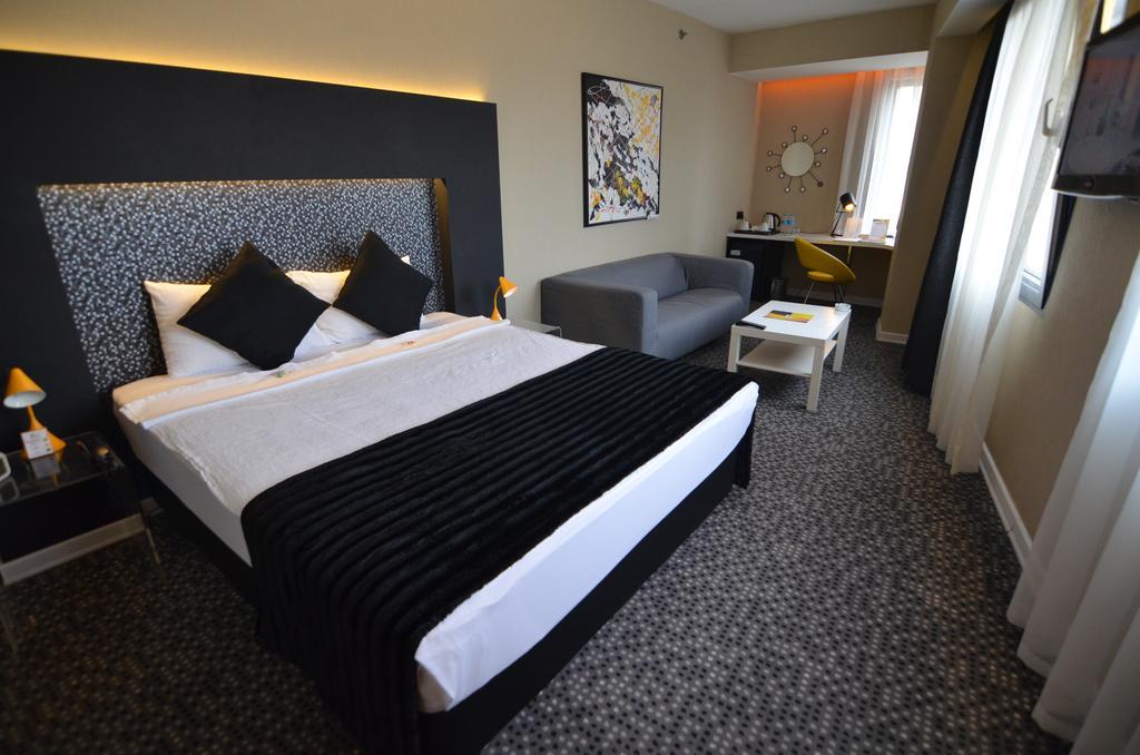 Tempo Hotel Caglayan Estambul Exterior foto
